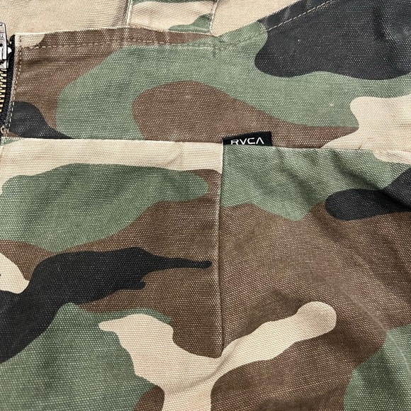 [M/10]RVCA Green and Brown Camouflage Ankle Cropped Jumpsuit Overall - Picture 7 of 12